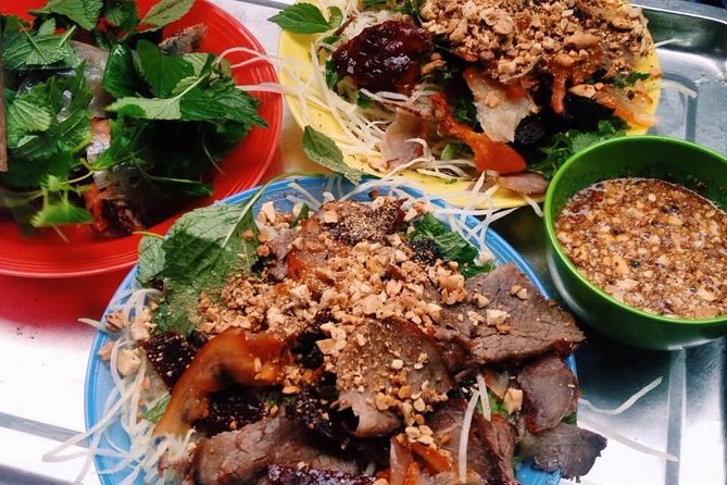 Hanoi Private Walking Tour: Street Food (HOT HOUR PROMOTING) - Two hours through the 36 Old Streets