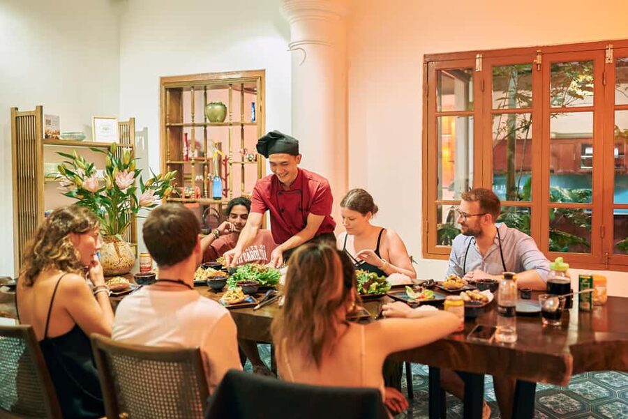 Hanoi: Rose Kitchen: Pho/Bun Cha/Nem+ Free Egg/ Salt Coffee - Pho, bun cha, and spring rolls: what each choice offers