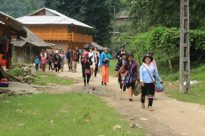 Hanoi - Sapa 2 Days 1 Night Overnight At Local Homestay - Morning trails to Giang Ta Chai and Su Pan
