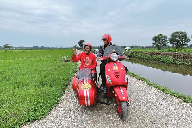 Hanoi Sidecar Tour: Hanoi Countryside Food, Culture & Daily Life - Farmer Markets And Local Handicrafts