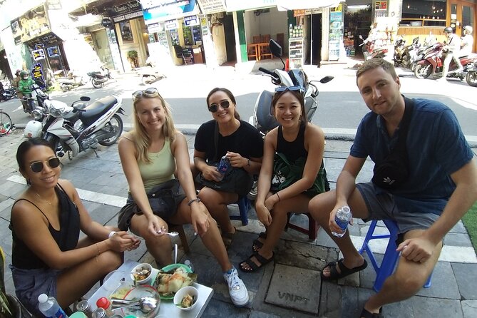 Hanoi Street Food Adventure: Train Street & Local Delights - Who should book this experience