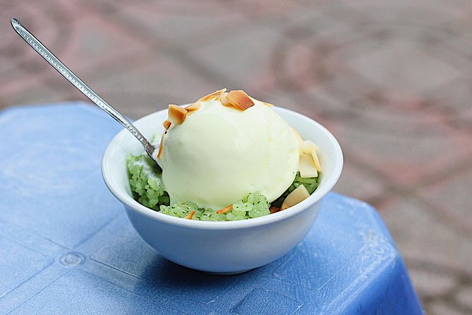 Hanoi Street Food: Small Group Walking Tour with Real Foodie - Who will enjoy this Hanoi food walk?