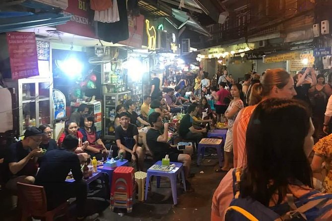 Hanoi street food tour (small group) - Banh cuon at Thanh Vân
