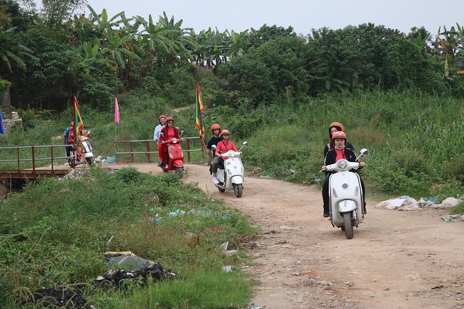 Hanoi Vespa Countryside Tour With Female Ao Dai Riders Half Day - Why two wheels make a difference outside Hanoi