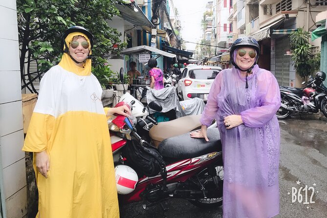HCM City Local Street Food by scooter/ Aodai Rider Saigon tour - Friendly guides and the group atmosphere