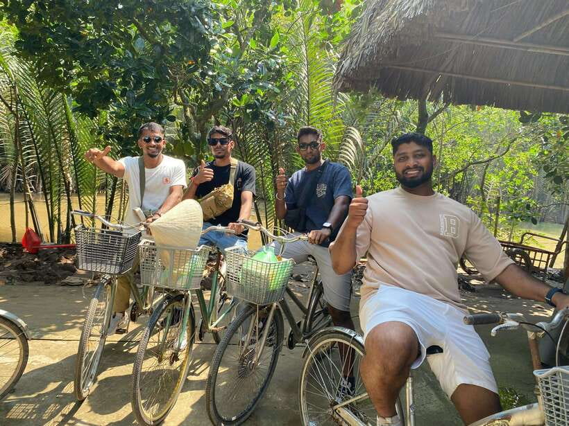HCM: Mekong Delta Islands Boat & Tuk-Tuk Tour with Tastings - The narrow canal rowboat ride