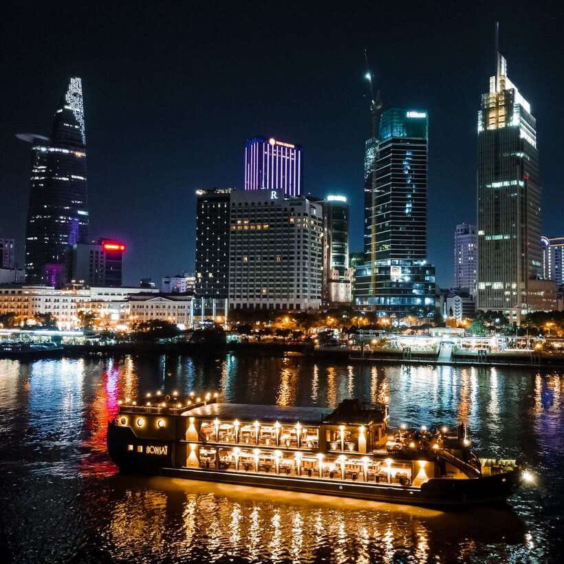 HCM: Saigon River Dinner Cruise - Timing, Seating, and Comfort Tips