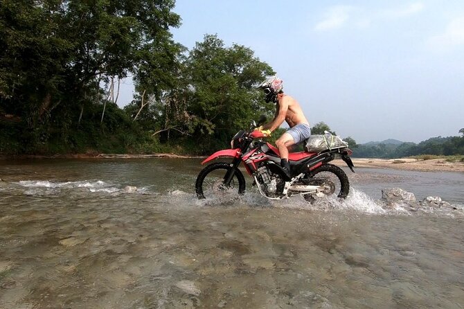 High Quality Motorcycle Dirt Bike 3 Days Tour + Private Room - Meals, rooms, and the daily rhythm