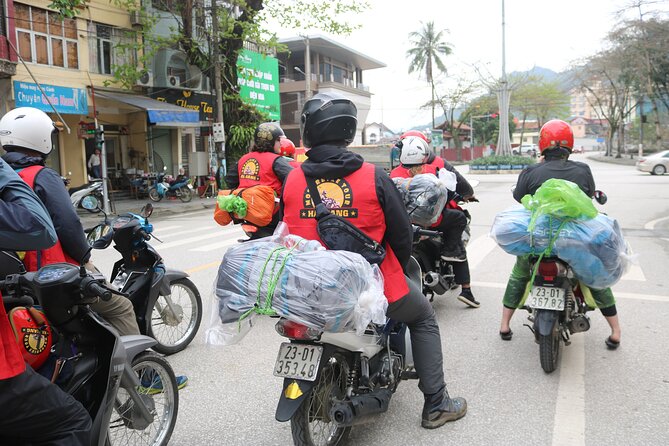 High quality Small Group 2 Day with Easy Riders + Private Room - Day 1: Pac Sum Pass and the road to Yen Minh