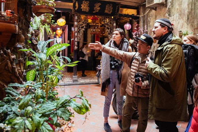 Highlights & Hidden Gems With Locals: Best of Hanoi Private Tour - The old bookshop at Hoan Kiem District Library