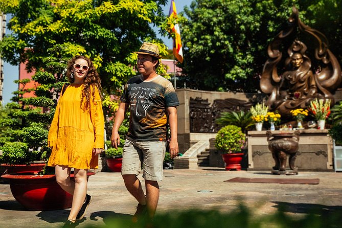 Highlights & Hidden Gems With Locals: Best of Ho Chi Minh City Private Tour - Starting at the Thich Quảng Đức Monument