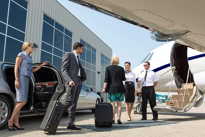 Ho Chi Minh Airport Arrival Or Departure By Private Car Transfers - From Tan Son Nhat Airport to your hotel