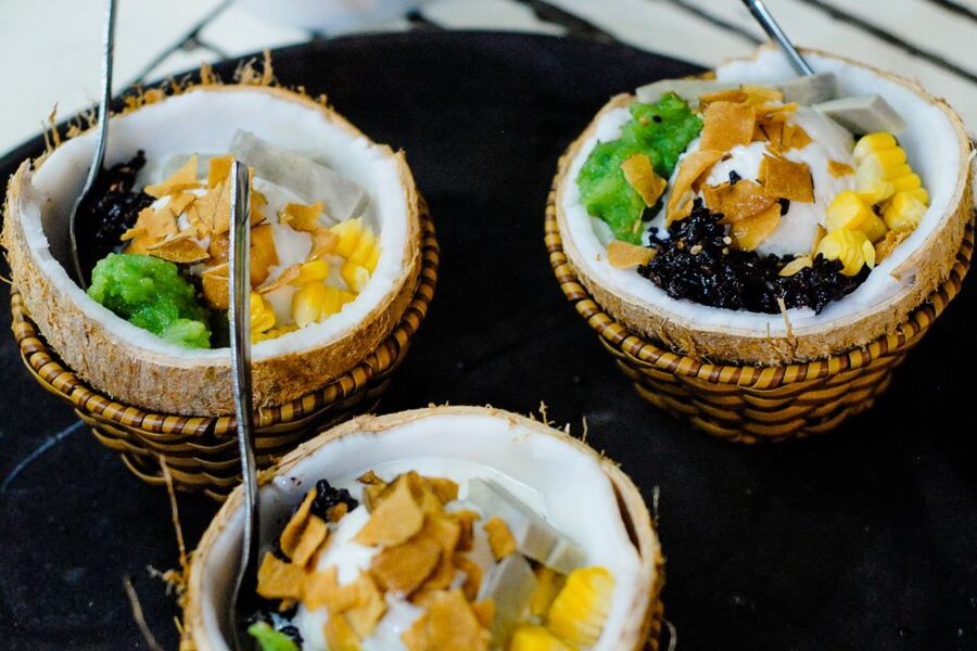 Ho Chi Minh City: Private Street Food Motorbike Tour - District 10 for clay-pot bò kho