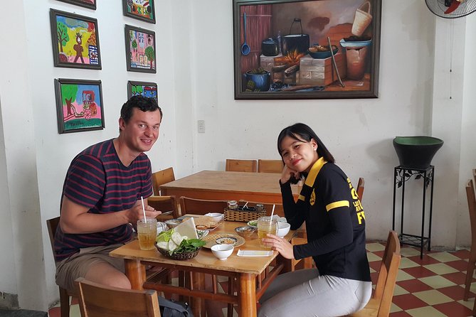 Ho Chi Minh City’s most delicious street food tour by motorbike - Stop four: three to five Vietnamese desserts