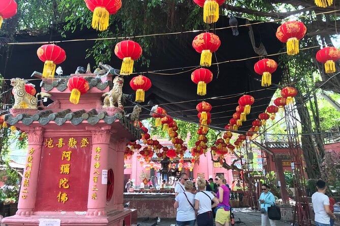 Ho Chi Minh City Sightseeing, midnight, Shopping tours by scooter - Riding Ho Chi Minh City after dark