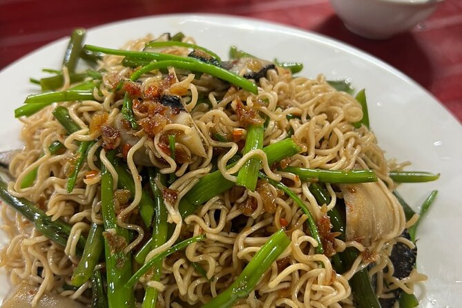 Ho Chi Minh City Sightseeing & Street Food Tasting Experience - Why this four-hour format works