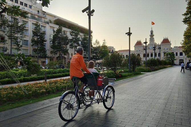 Ho Chi Minh City with Street Food Tour by Cyclo - The guides are a major part of the value