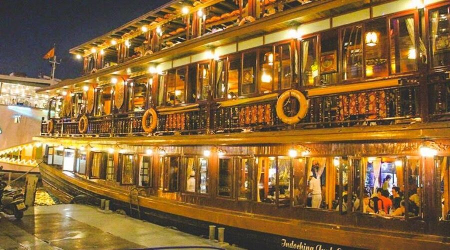 Ho Chi Minh: Private City Tour and Dinner Cruise with Buffet - Boarding the dinner cruise at Bach Dang Harbor
