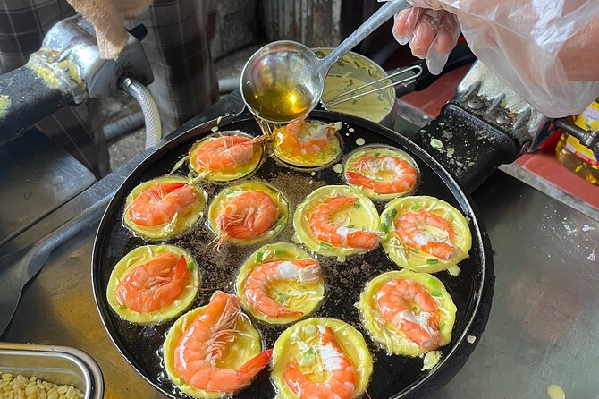 Ho Chi Minh/Saigon Zero Tourist Food Tour - Chinese District streets and regional food habits