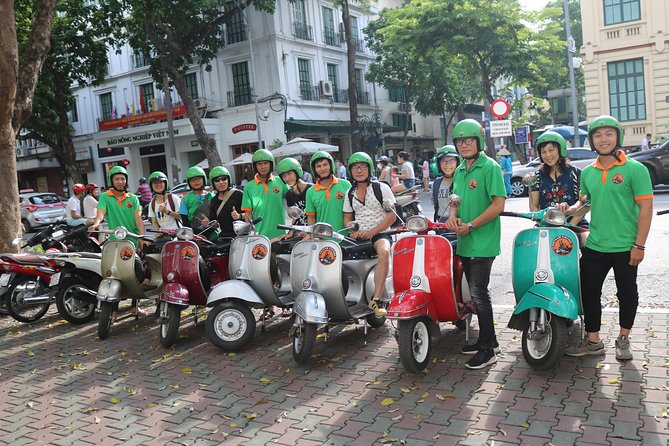 Ho Chi Minh Vespa City Tour 4,5 hours - District 5, Chinatown, and Binh Tay Market
