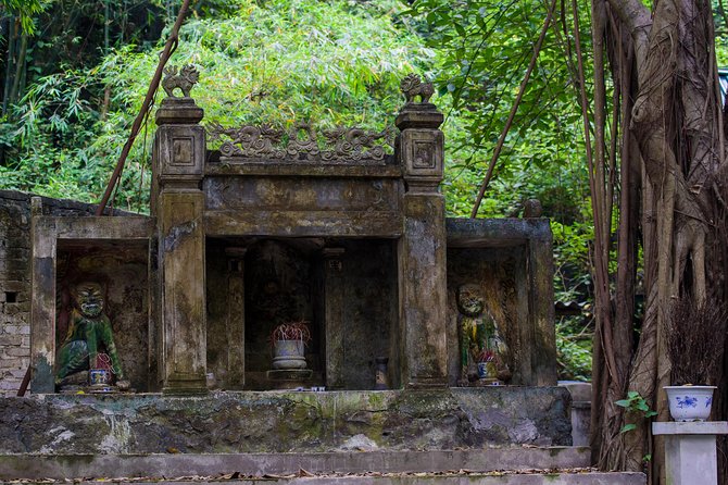 Hoa Lu - Mua Cave - Tam Coc/Trang An - DELUXE Small Group Tour - Mua Cave and the 500 steps to the viewpoint