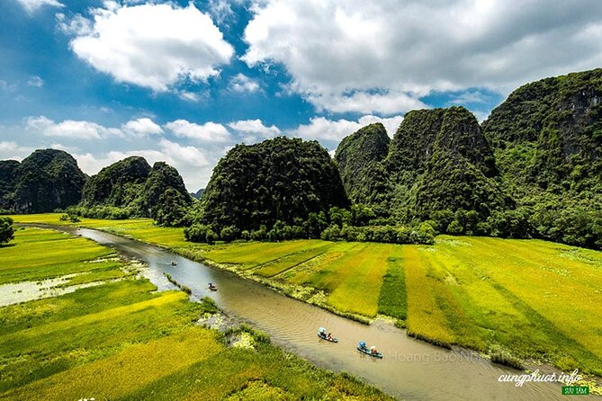 Hoa Lu Tam Coc Day Tours - The early Hanoi pickup and long road to Hoa Lu