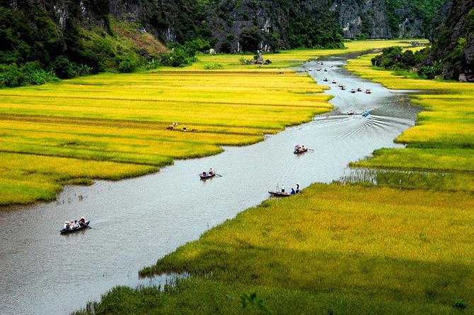 Hoa Lư Tam Coc & Mua Cave full day Including Buffets Lunch - Vietnamese buffet lunch at Tam Coc