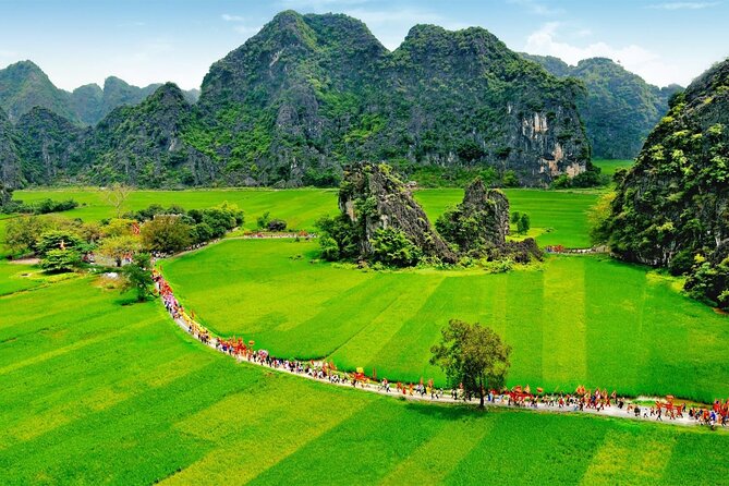 Hoa Lu - Tam Coc - Ninh Binh Day Tour: Biking, Visit Local Family - Is $81 a fair price?