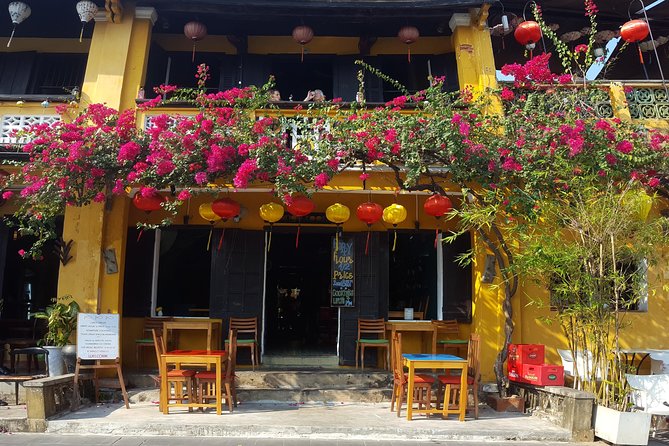 Hoi An Ancient Town And Countryside Tour Full Day - Entering Hoi An’s old trading center