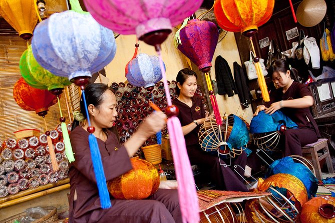 Hoi An Ancient Town And Countryside Tour Full Day - Theater, lantern making, and Hoi An Market