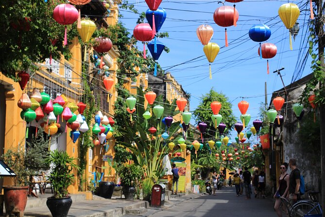 Hoi An Ancient Town - Night Market Street Food Tours By Night - What the timing really means