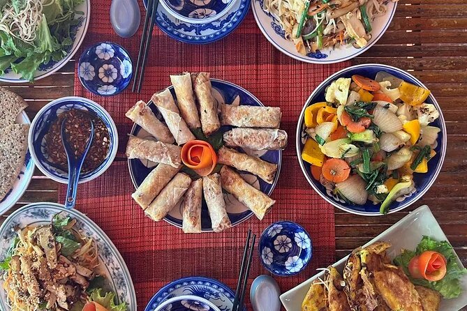 Hoi An Ancient Town Walking Street Food Tours with Night Market - The Thu Bon River Boat Trip After Sunset