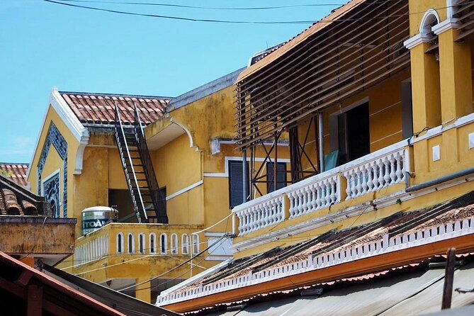 Hoi An Ancient Town Walking Tour with a Local - Cantonese Assembly Hall: decoration with a purpose