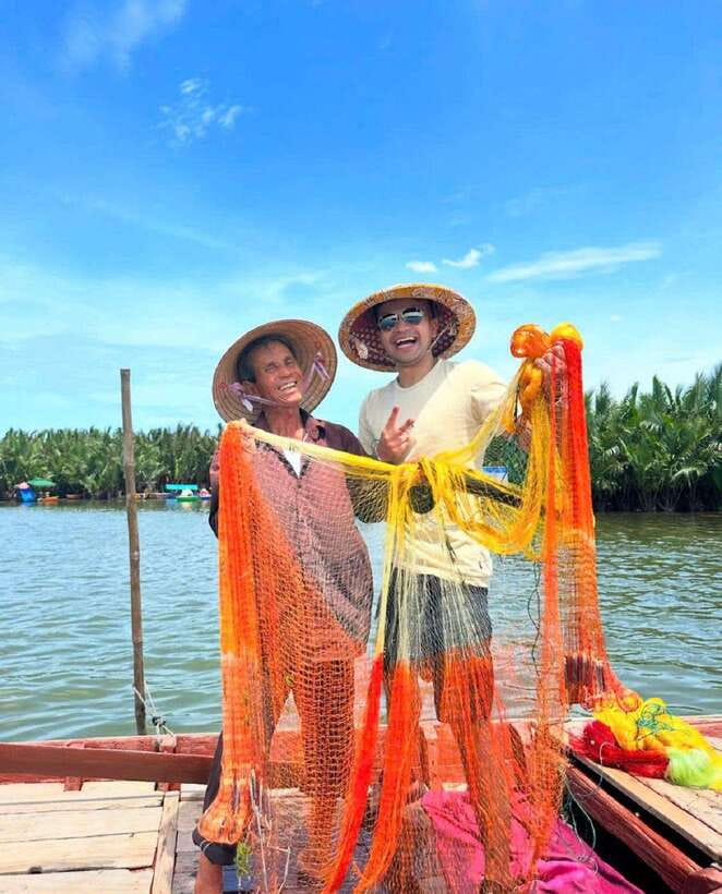 Hoi An: Basket Boat Ride in the BẢY MẪU Coconut Forest - Crab fishing and traditional net casting