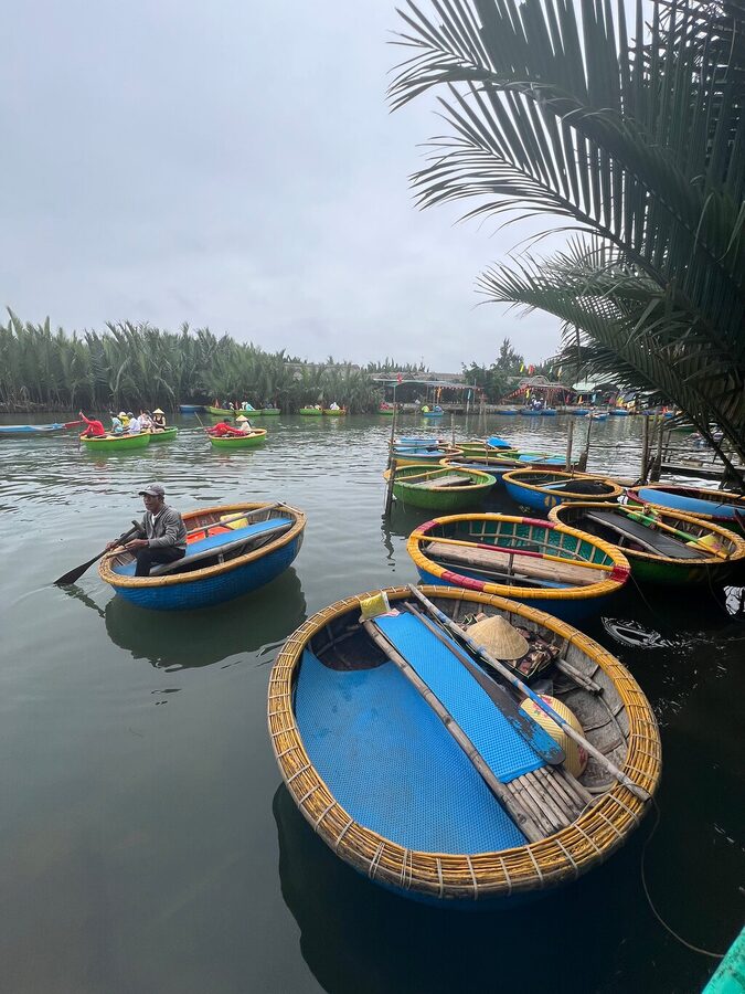 Hoi An Basket Boat Ride in Water Coconut Forest - When the crowd level matters