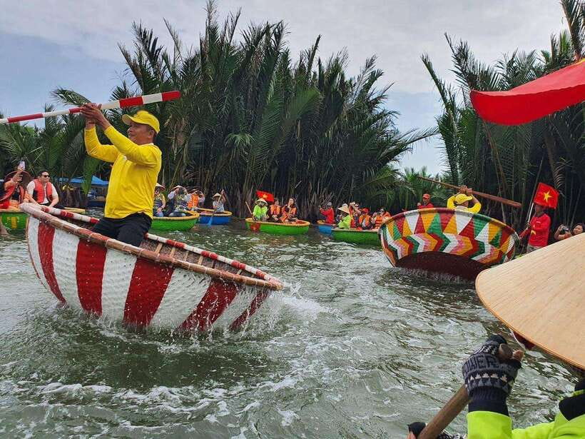 Hoi An: Coconut Basket Boat Ride by Hangcoconut - Karaoke in a bamboo basket
