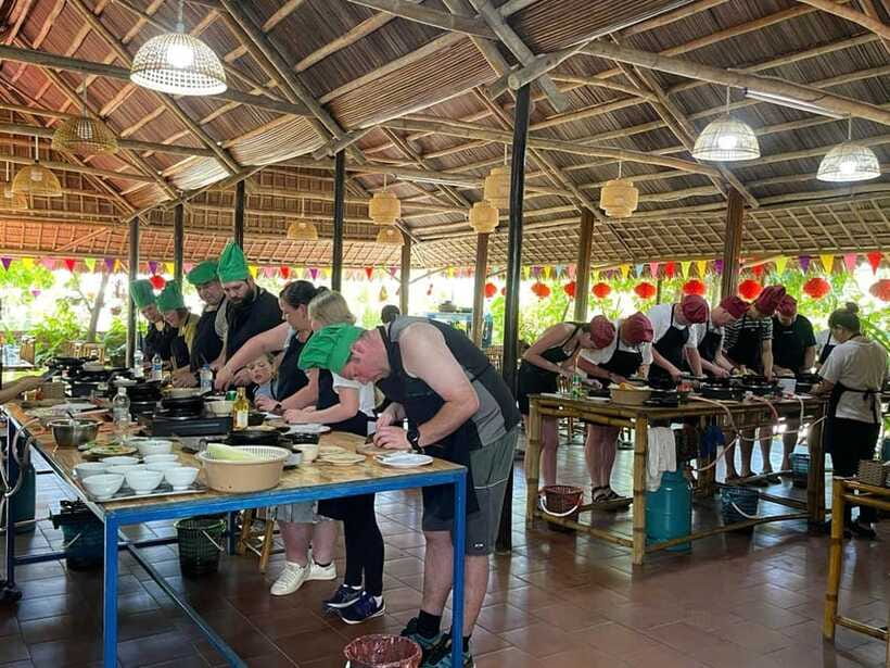 Hoi An: Cooking Class, Crab Fishing-Basket Boat, Market Tour - How much food do you actually get?