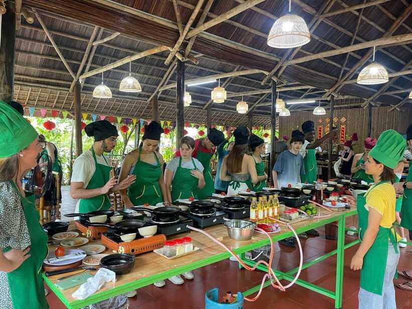 Hoi An: Cooking Class, Crab Fishing-Basket Boat, Market Tour - What the $20 price really includes