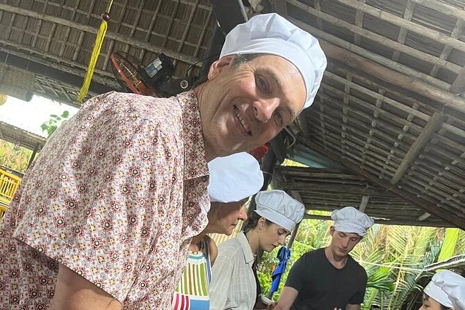 Hoi An Cooking Class with Local Chef - Vegetarian options and menu changes