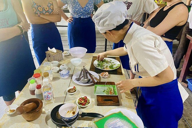 Hoi An Cooking Class with Local Chef - Timing, transport and group details