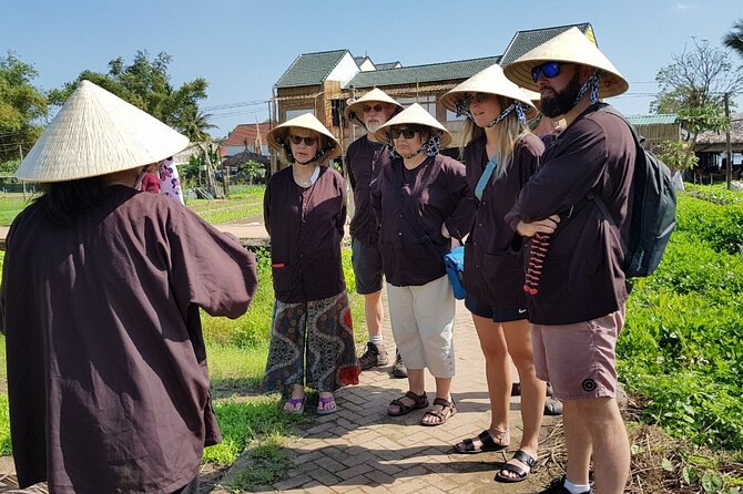 Hoi An Cooking Class With Market Tour and Bamboo Basket Boat Ride - Arriving at the garden restaurant near Tra Que