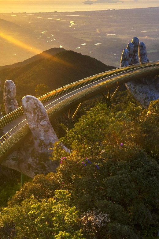 Hoi An/Da Nang : Golden Bridge , Marble Mt & Lady Buddha - Marble Mountains, caves, and the climb underground