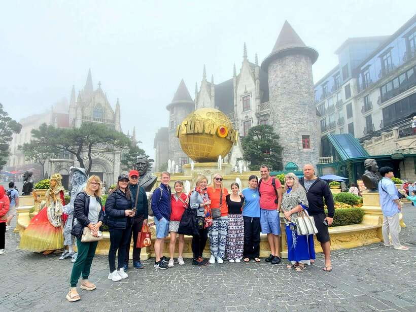 Hoi An / Da Nang to Ba Na Hills Day Trip with Golden Bridge - Guides and how they affect the day