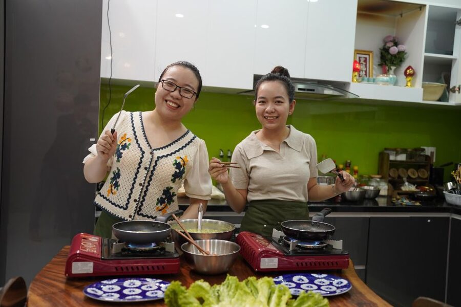 Hoi An/Da Nang: Vietnamese Cooking Class with Transportation - Group size, teaching style, and comfort