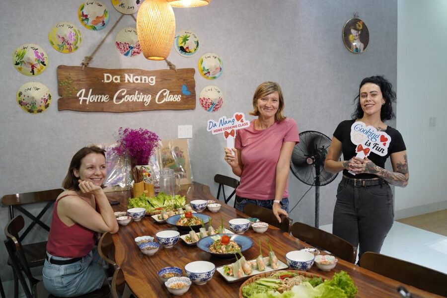 Hoi An/Da Nang: Vietnamese Cooking Class with Transportation - What this experience does not include