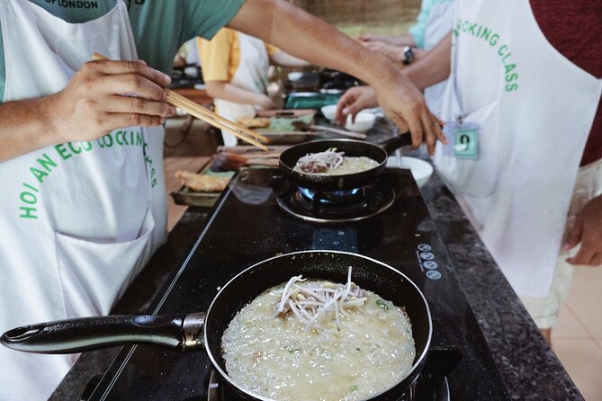 Hoi An Eco Cooking Class With Kien Nguyen Cooking - Making rice paper the traditional way