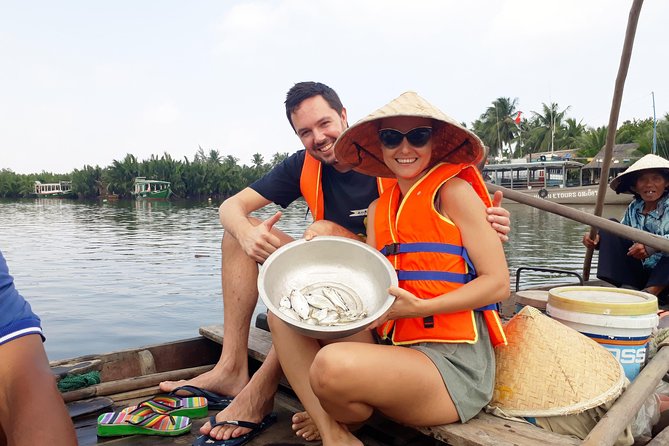 Hoi An Eco Tour Cooking Class & Fishing (Local market,basket boat,learn cooking) - 8:30 AM: Start with Hoi An’s local market