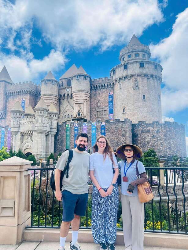 Hoi An: Full-day Ba Na Hills & Amazing Golden Bridge - Walking onto the 150-meter Golden Bridge