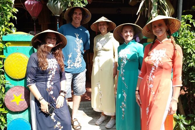 Hoi An Full Lantern Making Class , Basket Boat , Crab Fishing And Food - What To Bring And Who Will Like It
