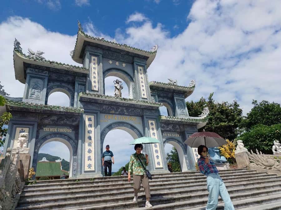 Hoi An: Golden Bridge, Marble Mt, & Lady Buddha Private Trip - Marble Mountains: caves, steps, and sacred spaces